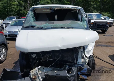 2015 Chevrolet Express 2500 Work Van из США, поврежденный, VIN 1GCWGGCF4F1236507